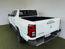 2024 Mitsubishi Triton GLS