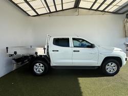 2025 Mitsubishi
Triton GLX+
