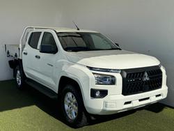 2025 Mitsubishi
Triton GLX+