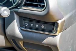 2025 Mazda CX-30 G20 Evolve