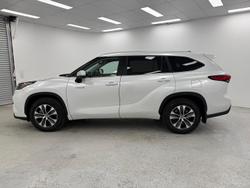2023 Toyota Kluger GXL AXUH78R 4X4 On Demand Frosted White