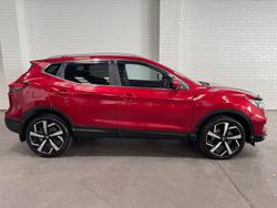 2018 Nissan QASHQAI Ti J11 Series 2 Magnetic Red