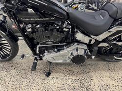 2025 Harley-Davidson Breakout 117 (FXBR) Softail Black
