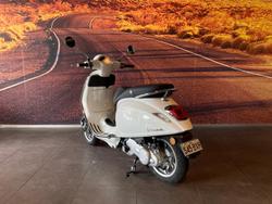 2024 Vespa Primavera 50 4T Primavera White