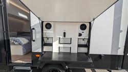 2025 Traveller 15' Destination Track