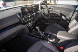 2025 Mahindra XUV3XO AX7L