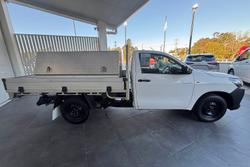2016 Toyota
Hilux Workmate