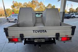 2016 Toyota
Hilux Workmate