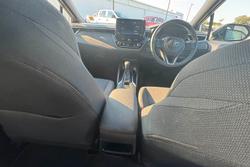 2021 Toyota
Corolla Ascent Sport Hybrid