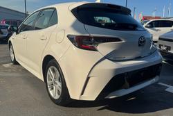 2021 Toyota
Corolla Ascent Sport Hybrid