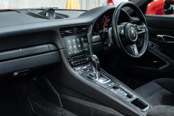 2017 Porsche 911 Carrera GTS