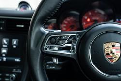 2017 Porsche 911 Carrera GTS