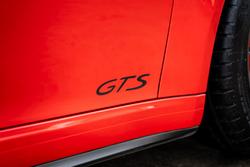 2017 Porsche 911 Carrera GTS