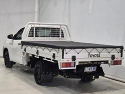 2019 Toyota Hilux Workmate TGN121R 4x2 Glacier White