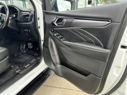 2021 Isuzu MU-X LS-T MY21 4X4 Dual Range Mineral White