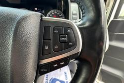 2019 Toyota
Hiace Commuter