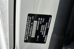 2019 Toyota
Hiace Commuter