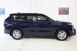 2022 Mitsubishi Outlander ES ZM MY22.5 AWD Cosmic Blue