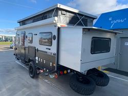 2022 Fantasy Caravan F5S D