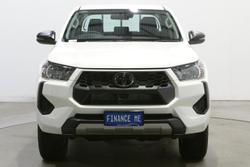 2025 Toyota
                Hilux SR