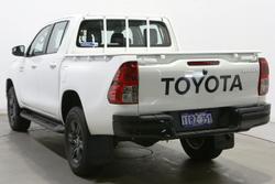 2025 Toyota
                Hilux SR