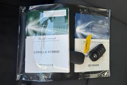 2022 Toyota
Corolla Ascent Sport Hybrid