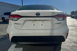 2022 Toyota
Corolla Ascent Sport Hybrid