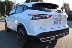 2025 Nissan QASHQAI ST-L