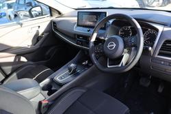 2025 Nissan QASHQAI ST-L