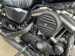 2016 HARLEY-DAVIDSON XL883 IRON 883 Black