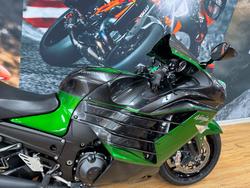 2018 Kawasaki NINJA ZX-14R (BREMBO OHLINS) BLAZED GREEN/METALLIC GRAY