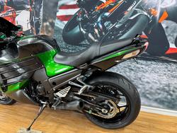 2018 Kawasaki NINJA ZX-14R (BREMBO OHLINS) BLAZED GREEN/METALLIC GRAY