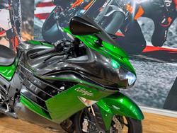2018 Kawasaki NINJA ZX-14R (BREMBO OHLINS) BLAZED GREEN/METALLIC GRAY