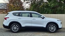 2021 Hyundai
                Santa Fe 