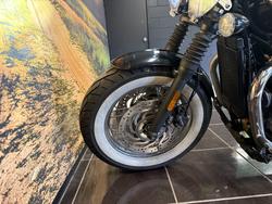 2018 Triumph SPEEDMASTER BLACK