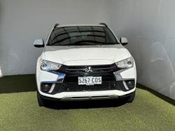 2019 Mitsubishi
ASX ES