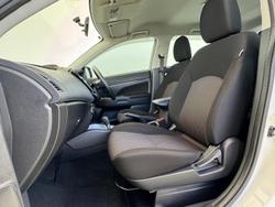2019 Mitsubishi
ASX ES