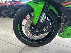 2024 Kawasaki Ninja ZX-4RR KRT Edition Ninja Green