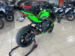 2024 Kawasaki Ninja ZX-4RR KRT Edition Ninja Green