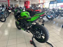 2024 Kawasaki Ninja ZX-4RR KRT Edition Ninja Green