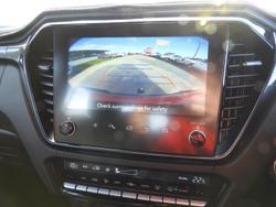 2025 Isuzu
D-MAX BLADE