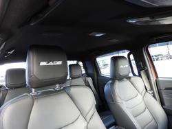 2025 Isuzu
D-MAX BLADE