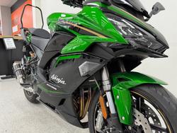 2025 Kawasaki NINJA 1000SX Green