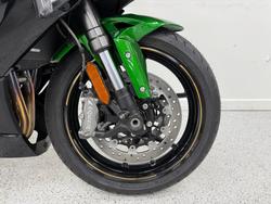 2025 Kawasaki NINJA 1000SX Green