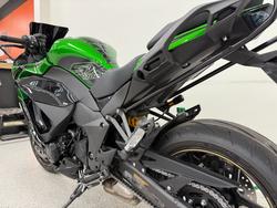 2025 Kawasaki NINJA 1000SX Green
