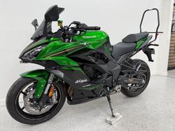 2025 Kawasaki NINJA 1000SX Green
