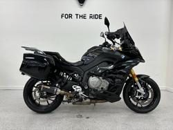BMW Motorrad S 1000 XR Triple Black