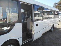 2018 Fuso ROSA DELUXE 25 SEATER AUTOMATIC BUS WHITE