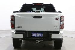 2024 Isuzu
D-MAX X-TERRAIN