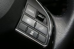 2020 Mitsubishi
Outlander LS